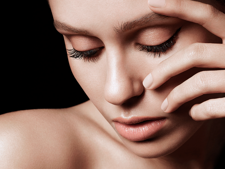 5 COSAS POR HACER O EVITAR PARA TENER PESTAÑAS Y CEJAS HERMOSAS