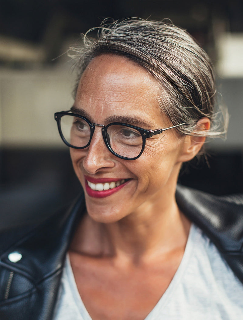 ¿Qué le sucede a tu cabello a medida que envejeces?