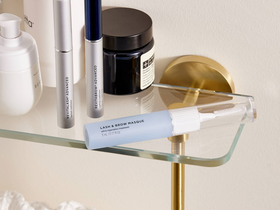 Conoce los mejores productos antienvejecimiento para tu piel, pestañas y cejas